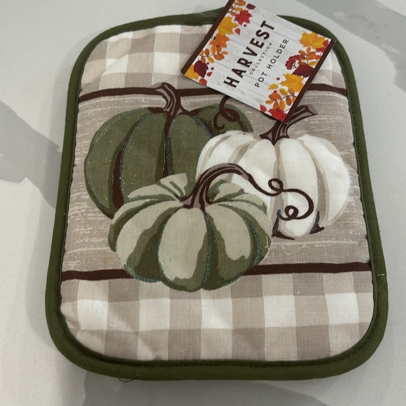 Fall Kitchen Set - Picture 3 of 4